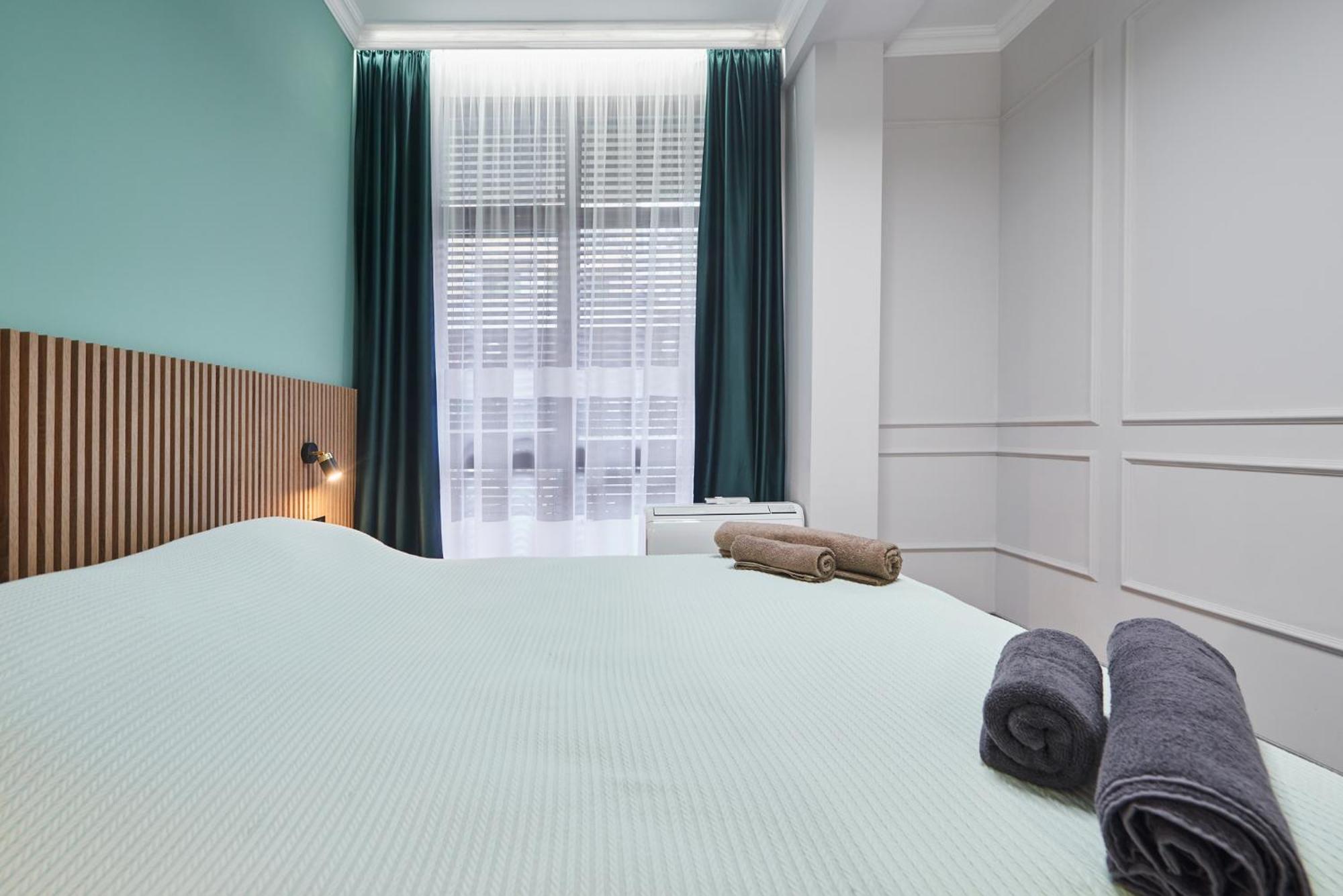 Florance Rentals Luxury Apartments In Burgas Esterno foto