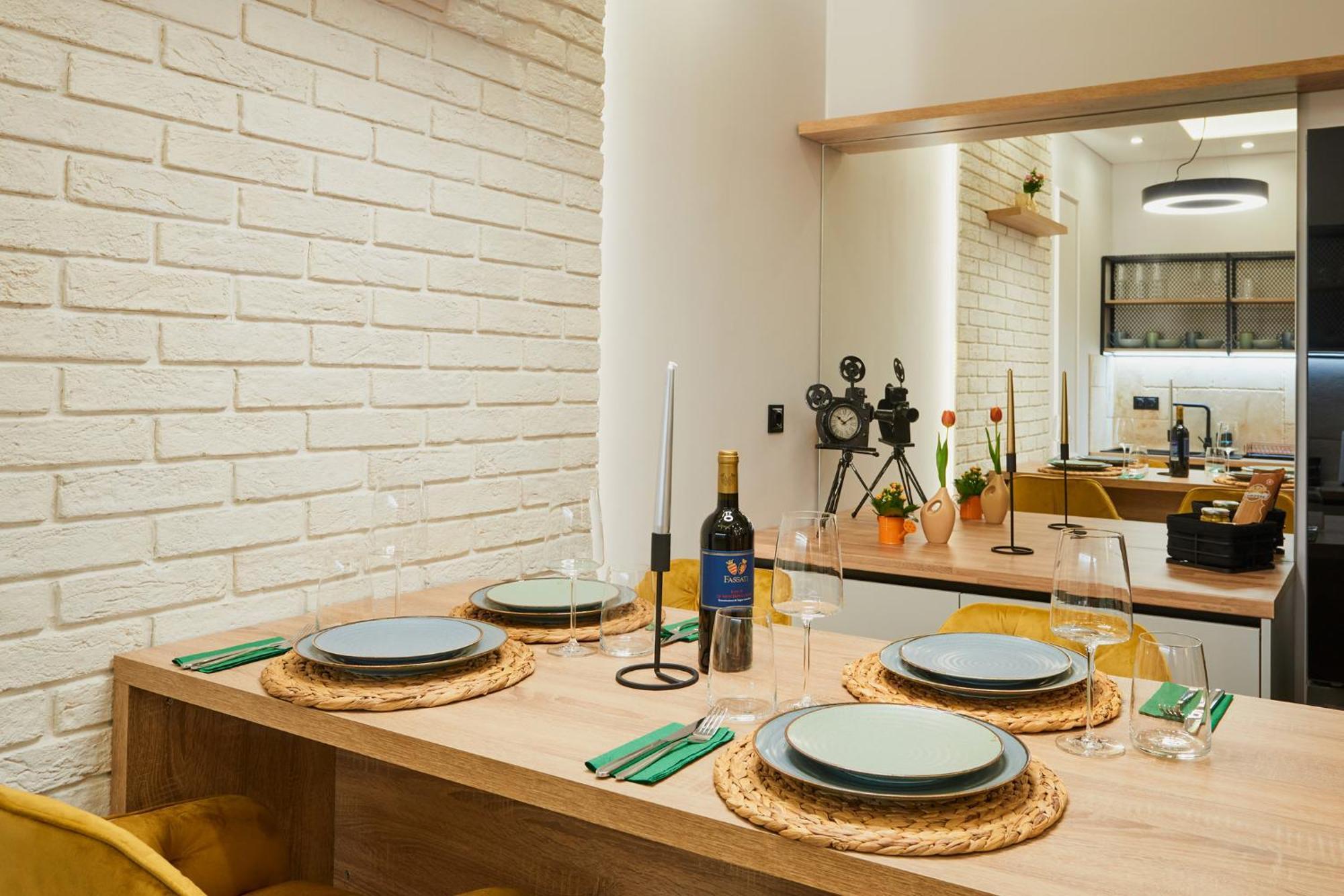Florance Rentals Luxury Apartments In Burgas Esterno foto