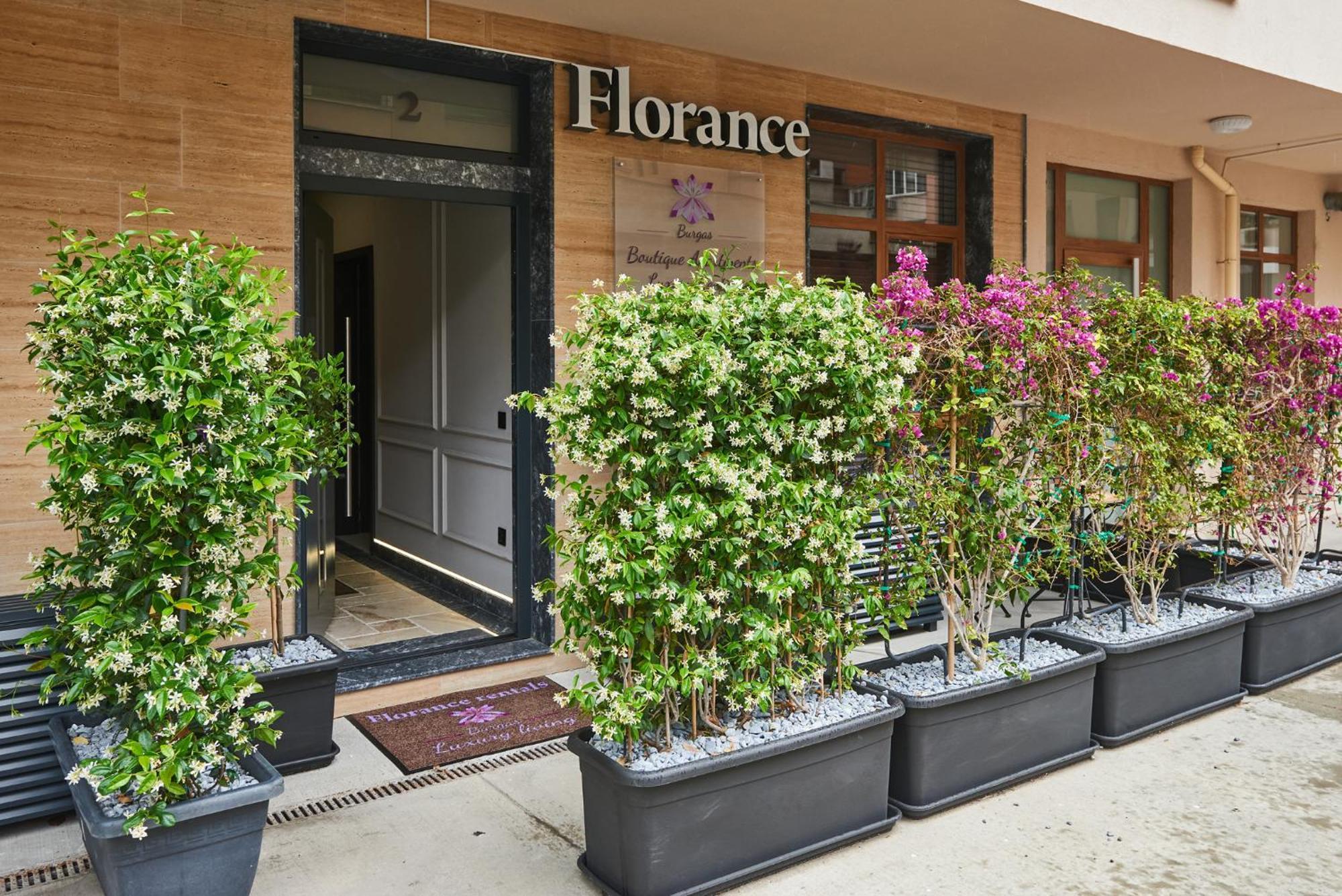 Florance Rentals Luxury Apartments In Burgas Esterno foto