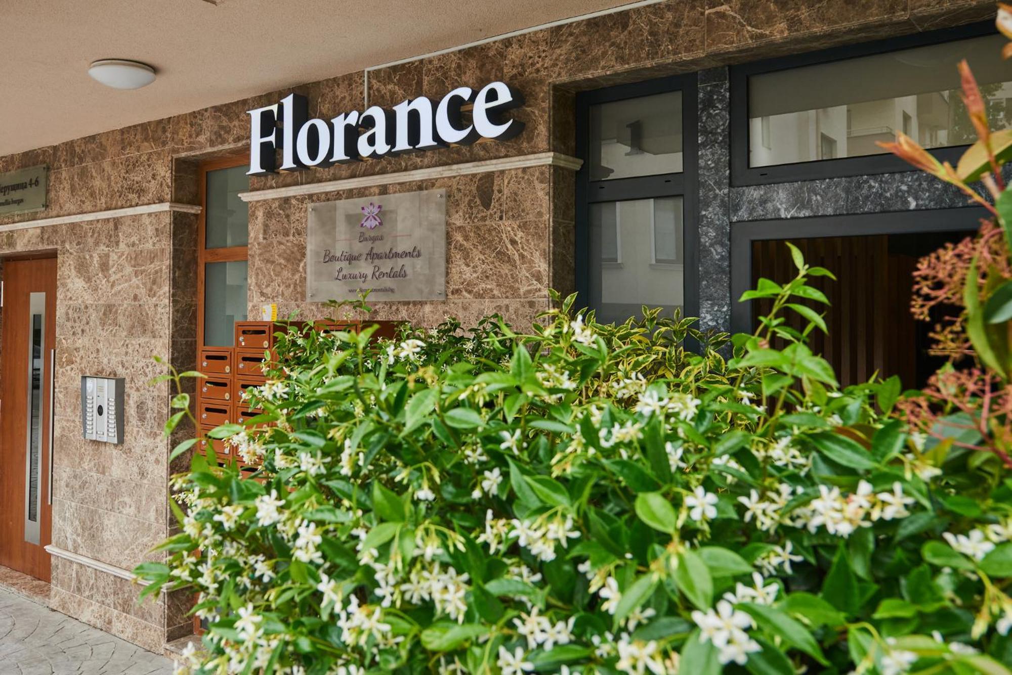 Florance Rentals Luxury Apartments In Burgas Esterno foto